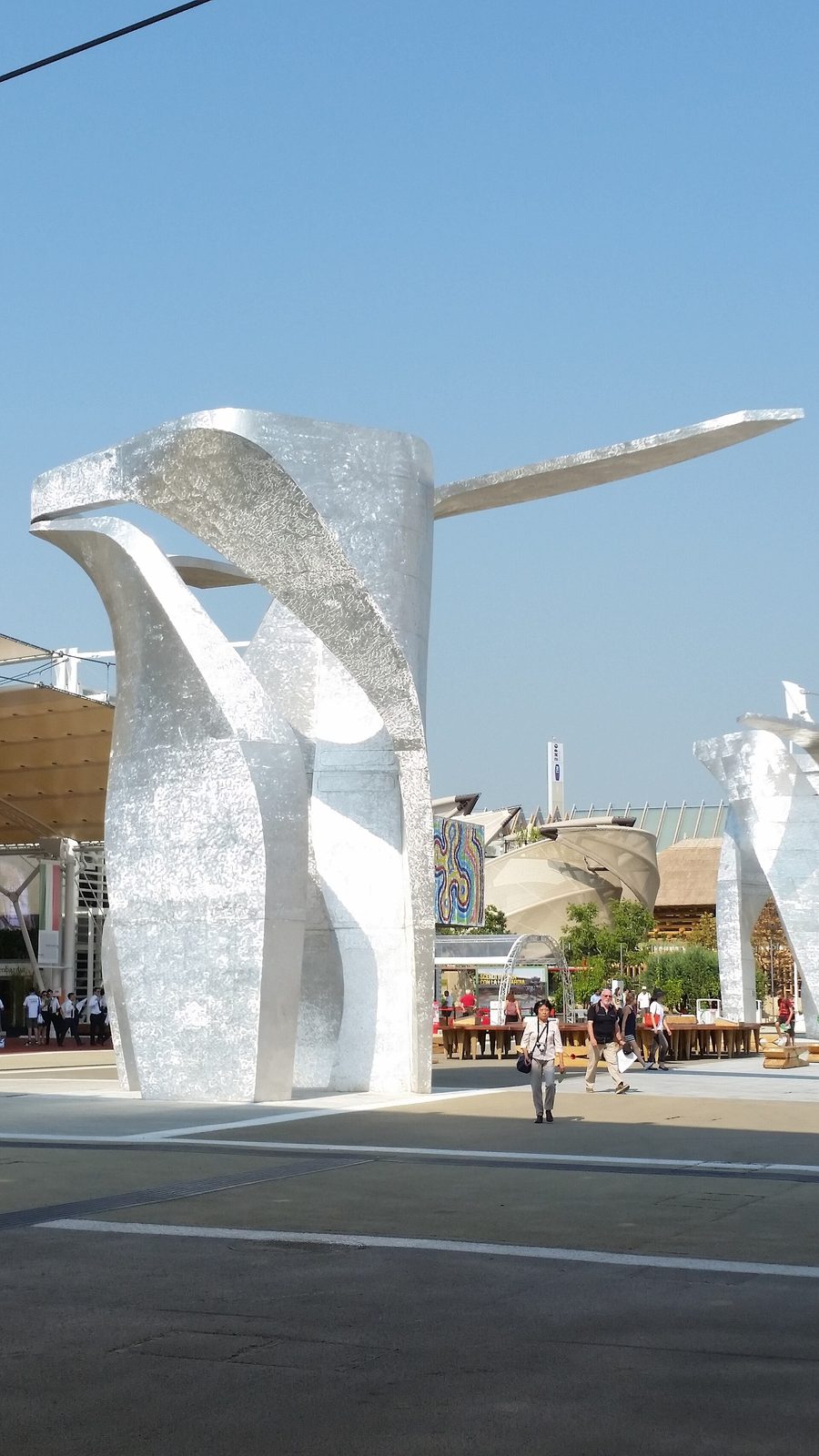Come raggiungere l'area Expo 2015 a Rho Milano: percorsi di transito e cosa è effettivamente aperto